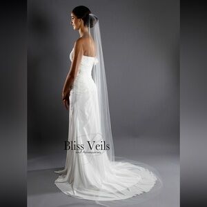 Cathedral Wedding Veil - Light Ivory